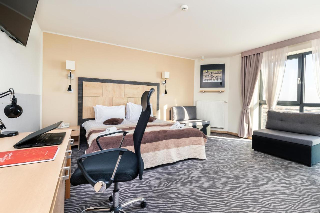 Hotel Nad Wisla Tczew Buitenkant foto