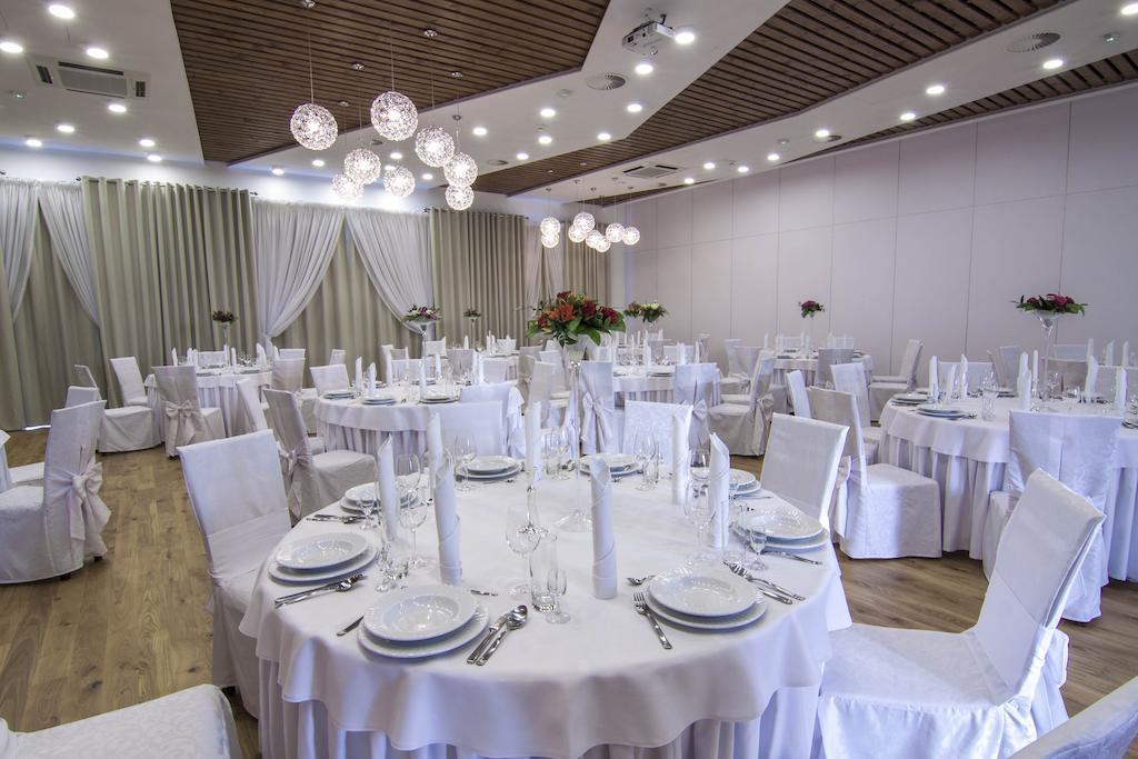Hotel Nad Wisla Tczew Buitenkant foto