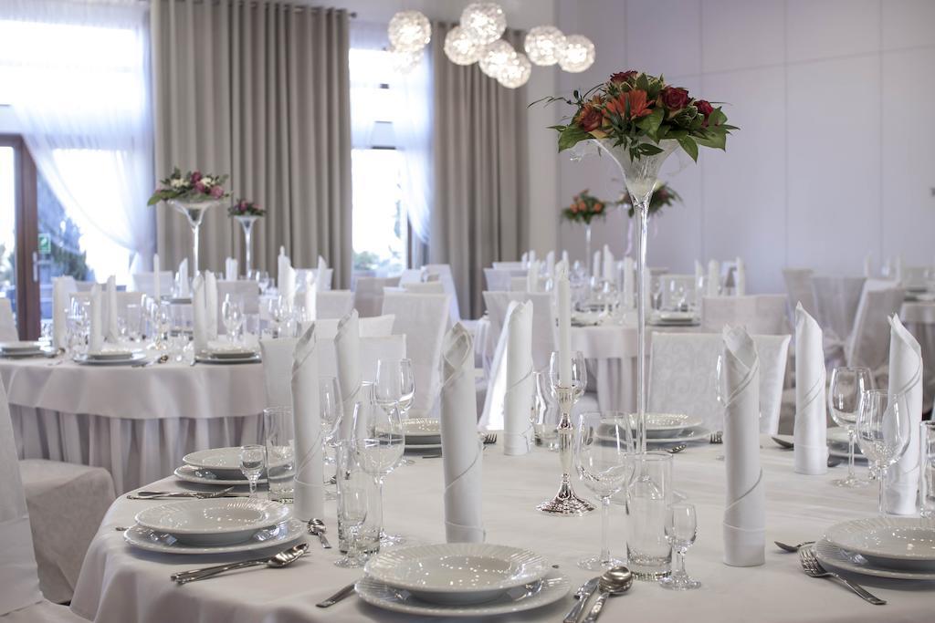 Hotel Nad Wisla Tczew Buitenkant foto